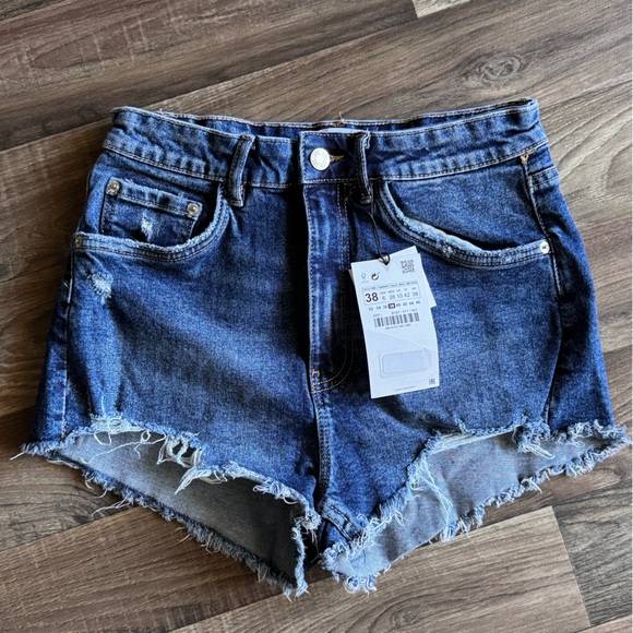 Zara High Rise Denim Shorts - Picture 1 of 3